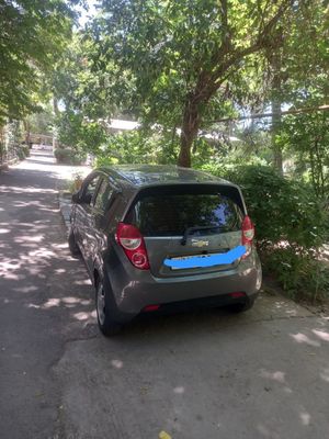 Продаётся машина Спарк в хорошем состоянии. количество хозяин 1