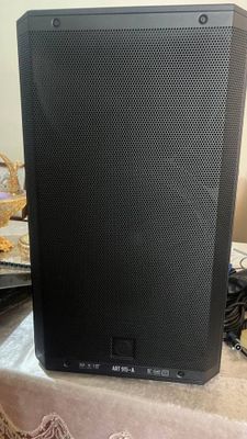 Rcf 915-A sotiladi