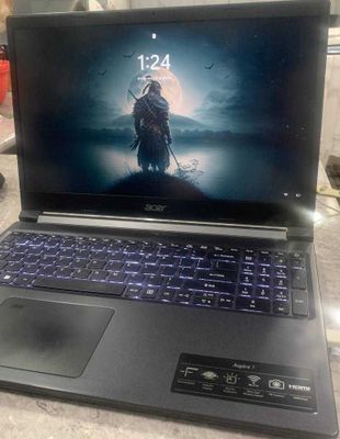 ACER ASPIRE A715-42G 8 / 512 ssd srochna sotiladi!