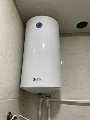 Ariston sotiladi 100 litr va 80