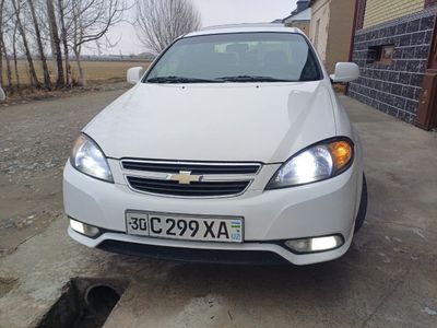 Chevrolet Gentra pozitsiya 3 avtomat korobka