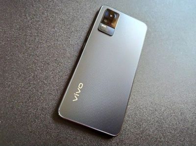 Vivo V21e 128/8 ideal