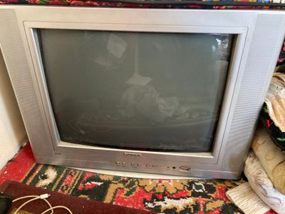 Televizorlarimiz ishledi hudo hohlasa zor