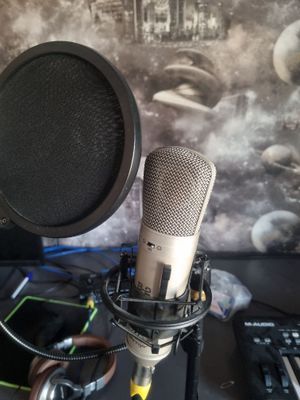 Mikrafon microphone behringer b-2 ovoz yozish uchun