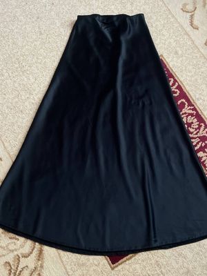 Kiyimlar narxi alohidan