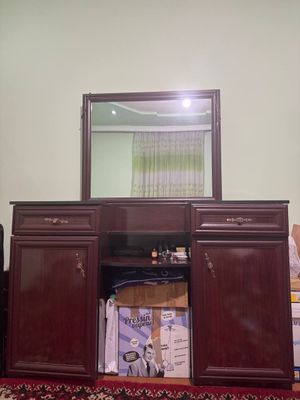 Продается спальный гарнитур