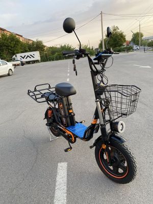 Bezprava skuterlar