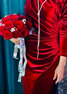 Вечерние платья в цвет бордовый