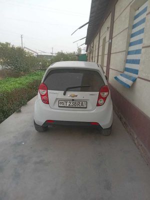 Spark 2 pozitsiya