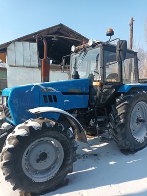 Продаётся трактор Беларусь 1221