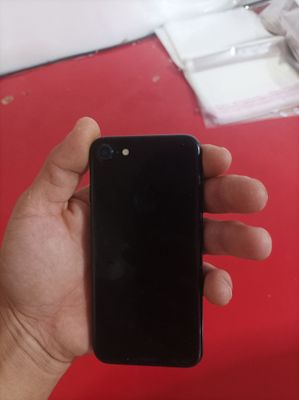 Iphone 7 holati edial