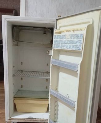 Холодильник Днепр ( колбасный мотор)