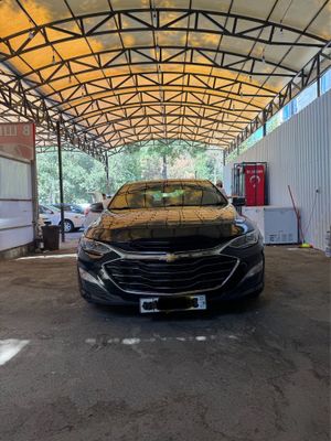 srochni malibu2 2018 sotiladi