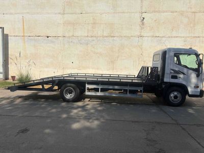 HYUNDAI EX8 Эвакуатор с ломаной платформой 3,5 т