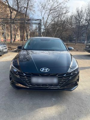 Hyundai Elantra 2.0L