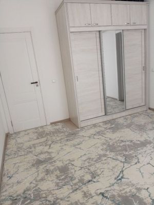 Квартира кизларга 800000