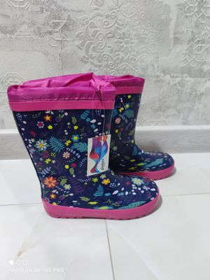 Qizlar uchun yomģir ichun etik