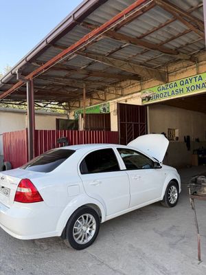 нексия 3 автомат 10000$