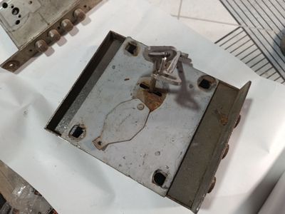 Замок для гаража с ключом