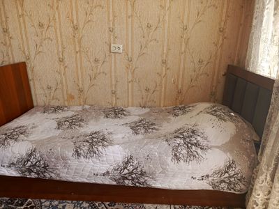 yangi krovat 6 ta komplekt 600 mingdan srochna