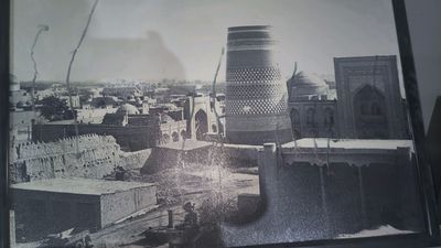 картиналар 150минг 100минг сумдан сотилади