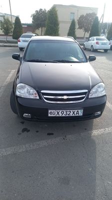 Lacetti 1.8 sotiladi yili 2010