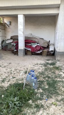 Стул гилам срочно сотилади туйхонадан чикан сони жуда куп
