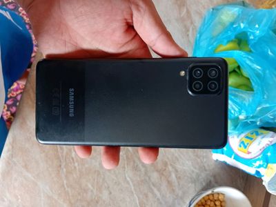 Samsung Galaxy A12