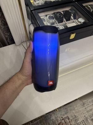 Продается JBL Pulse 4