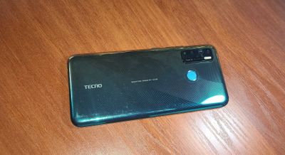 Продаю Tecno Camon 15