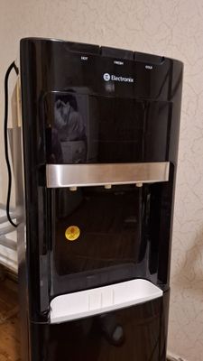 Кулер для воды Electronix.