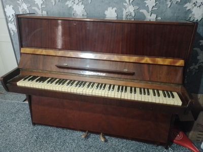pianino sotiladi