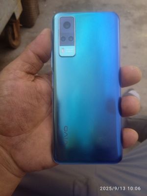 Vivo y 30 sotiladi