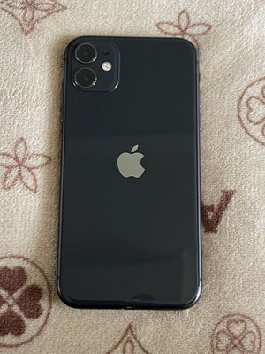 Iphone 11 black.