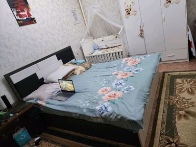 продаётся двуспальная кровать