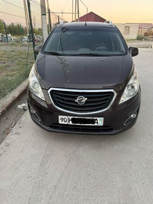 Spark автомат срочно сотилади состояние отлично