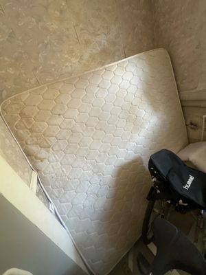 Продам матрас срочно