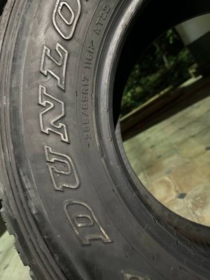 DUNLOP 285/65/17 made in JAPAN