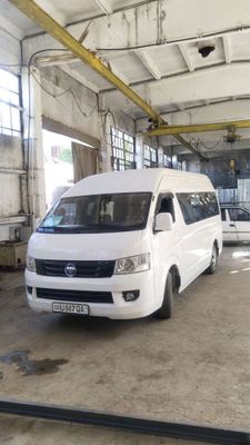 Mikroavtobus sotiladi