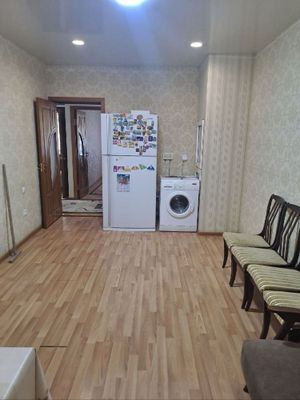 Юнусабад 19кв Аренда 4 комн 1 этаж