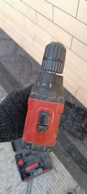 Шуруповёрт срочно продаётся