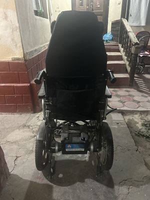 Arava sotiladi srochni