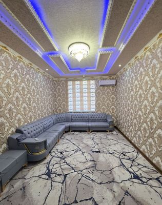 Shirin avto Salon orqasida uy ijaraga beriladi