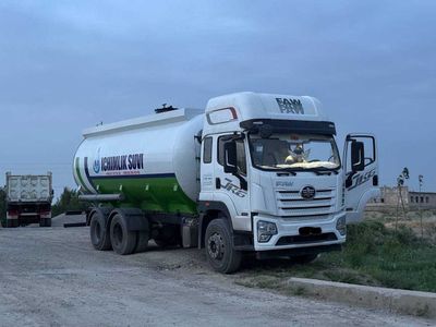 Vadavoz 20 tonnalik kerak yul qurulishiga Qarshi Dexqonobotda