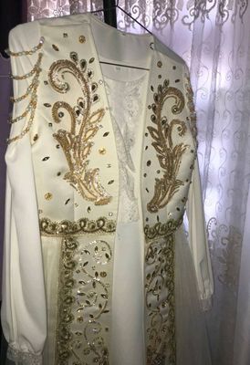 Kelin ansanbl 1 martta kiyilgan