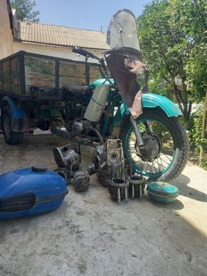 Ural motosikol sotladi