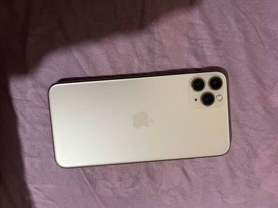 Iphone 11 pro max 256tali