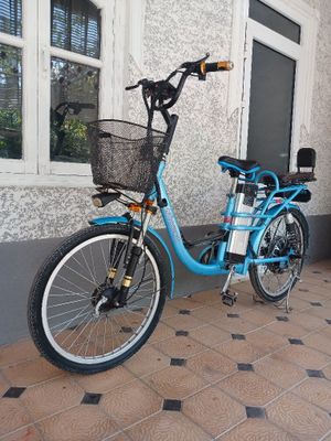 Veloskuter sotiladi 24