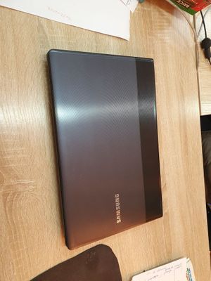 Samsung core i5 noutbook