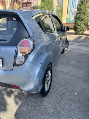 Spark 2011 prabek 230.000 avtamat karobka kansaner bor fulli holati al